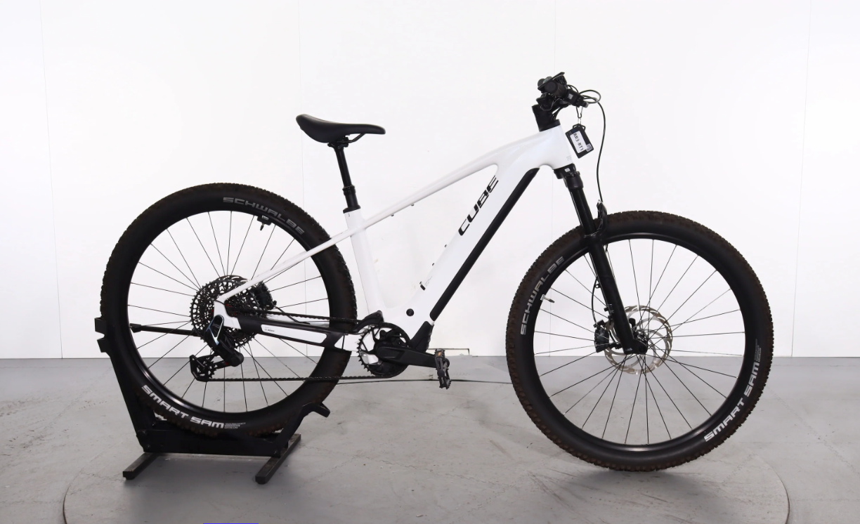 Cube Reaction Hybrid SLT   ( Año 2025  ) - Bicicleta Reacondicionada
