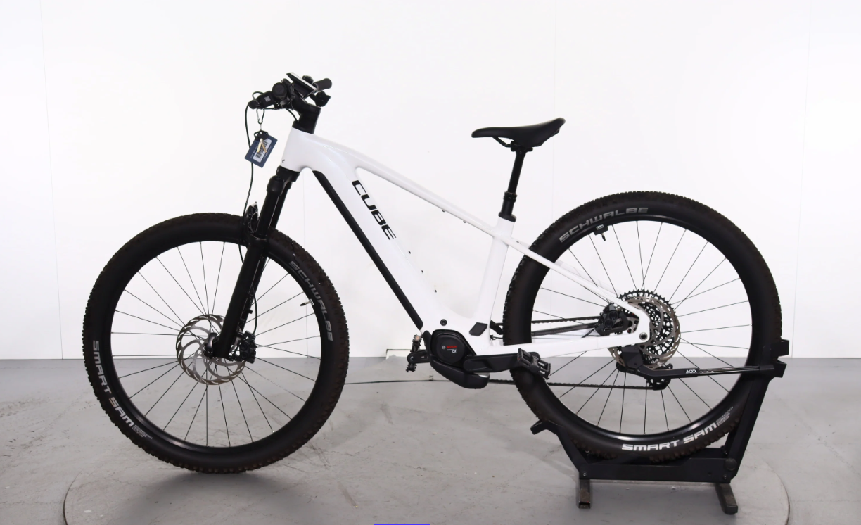 Cube Reaction Hybrid SLT   ( Año 2025  ) - Bicicleta Reacondicionada
