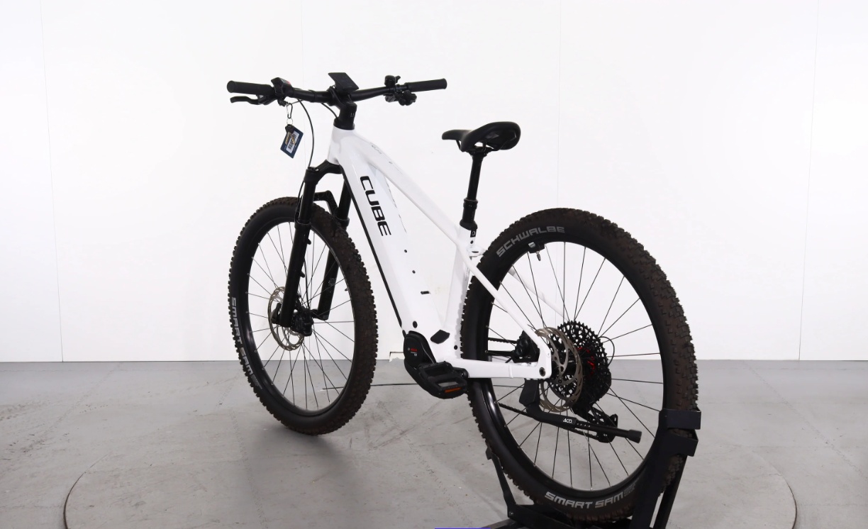 Cube Reaction Hybrid SLT   ( Año 2025  ) - Bicicleta Reacondicionada