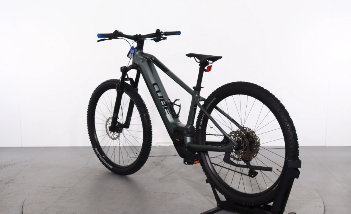 Cube Reaction Hybrid Pro   ( Año 2024  ) - Bicicleta Reacondicionada
