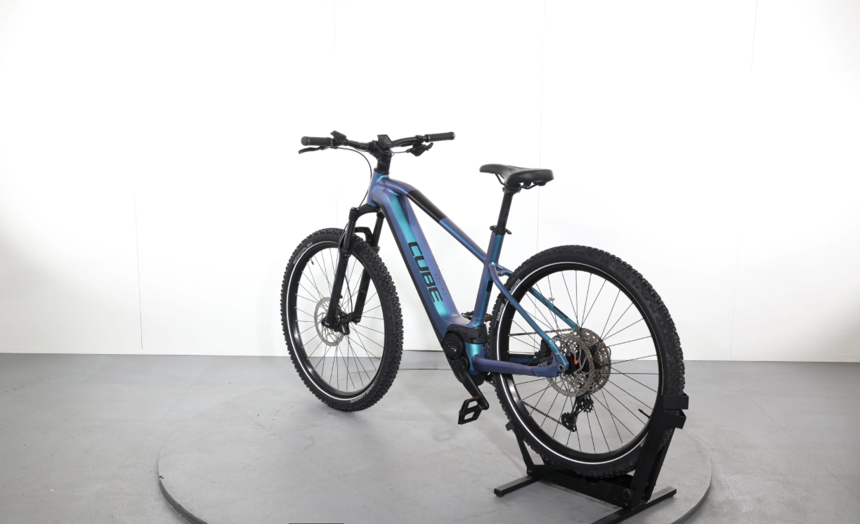 Cube Reaction Hybrid Race 750   ( Año 2024  ) - Bicicleta Reacondicionada