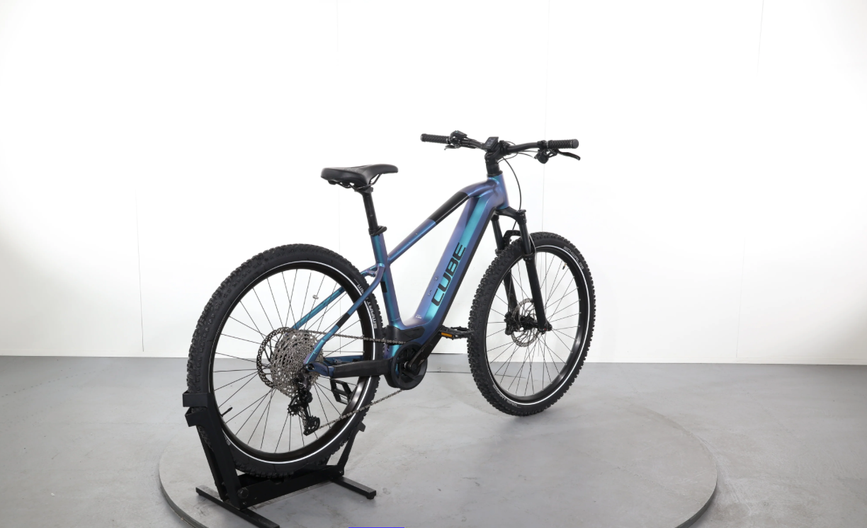 Cube Reaction Hybrid Race 750   ( Año 2024  ) - Bicicleta Reacondicionada
