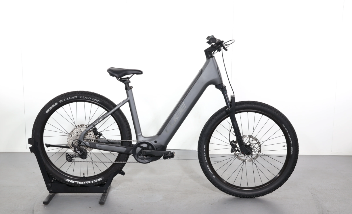 Cube Reaction Hybrid Race 750   ( Año 2024  ) - Bicicleta Reacondicionada