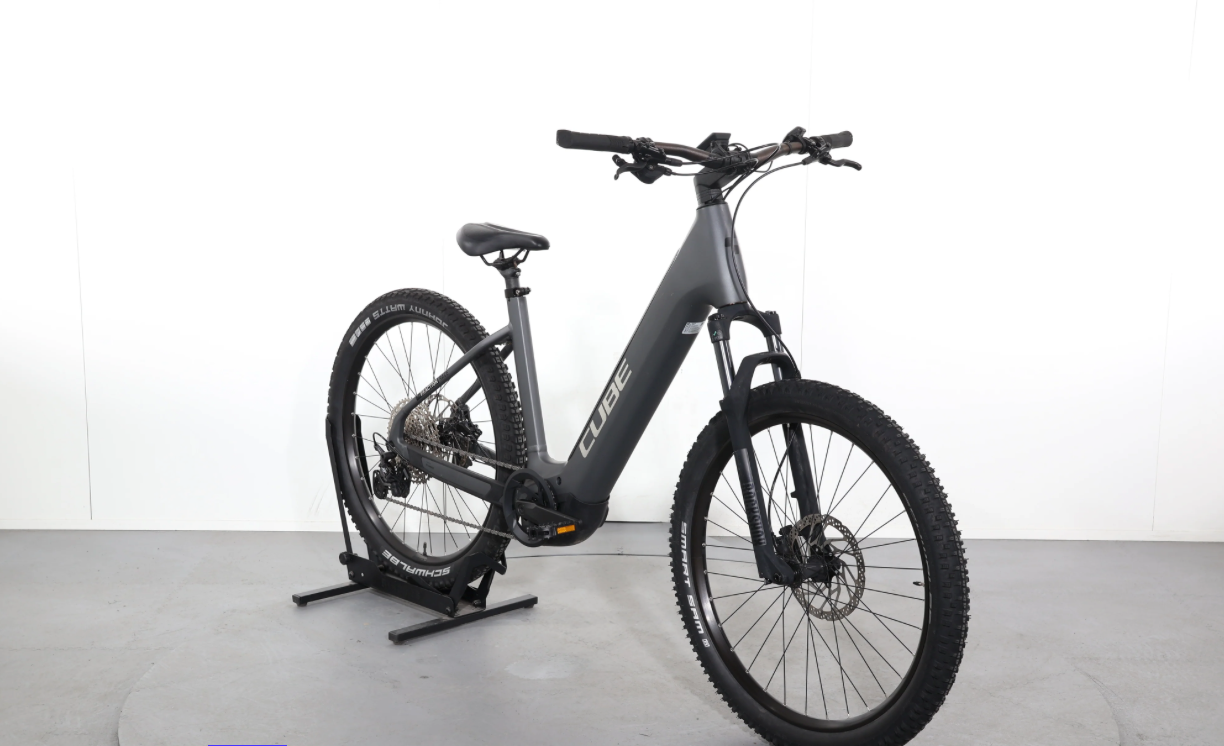 Cube Reaction Hybrid Race 750   ( Año 2024  ) - Bicicleta Reacondicionada
