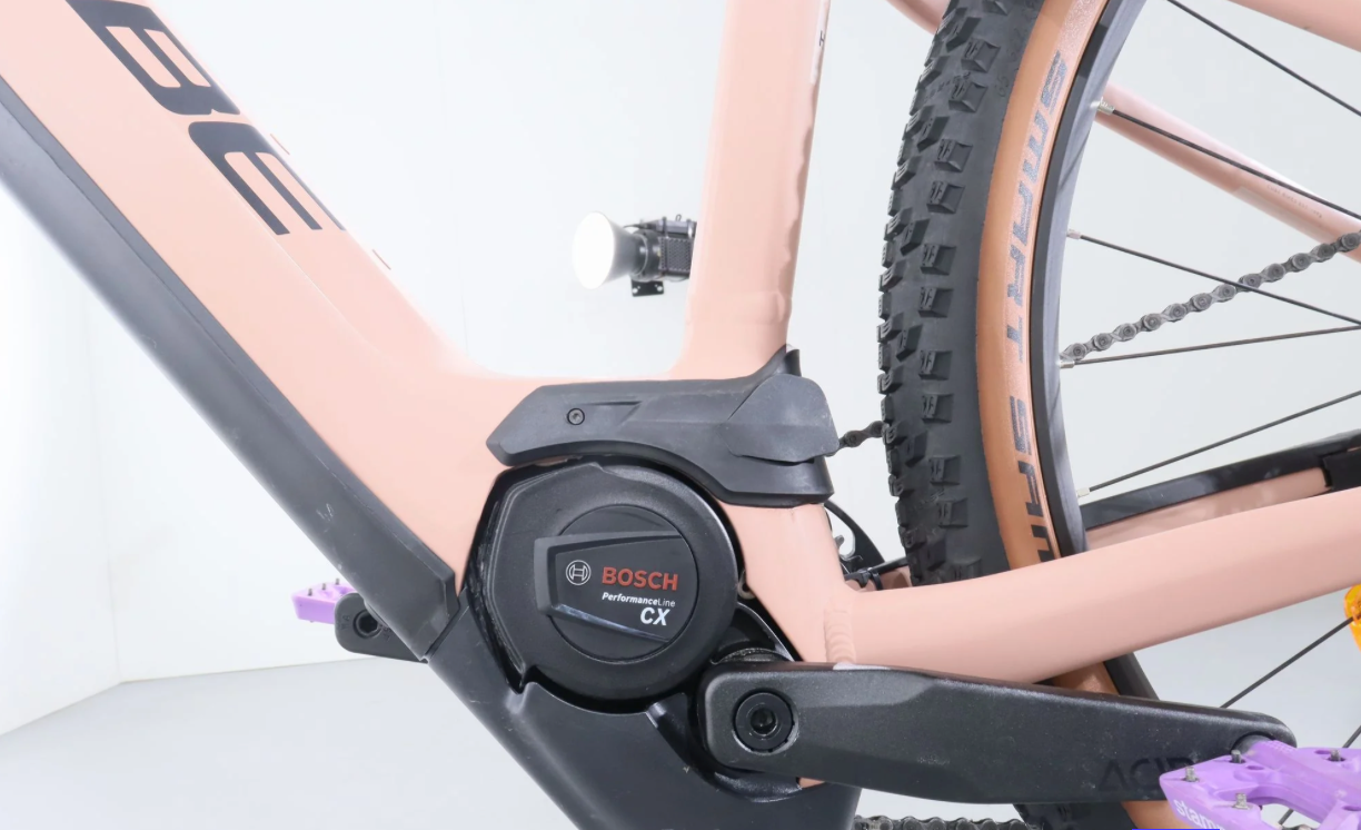 Cube Reaction Hybrid Pro   ( Año 2023  ) - Bicicleta Reacondicionada