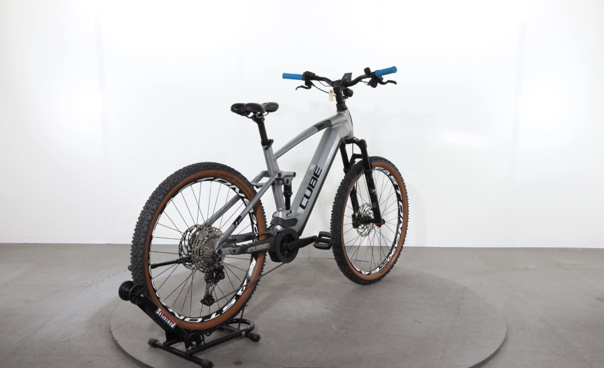 Cube Stereo Hybrid 120 Race  ( Año 2023  ) - Bicicleta Reacondicionada