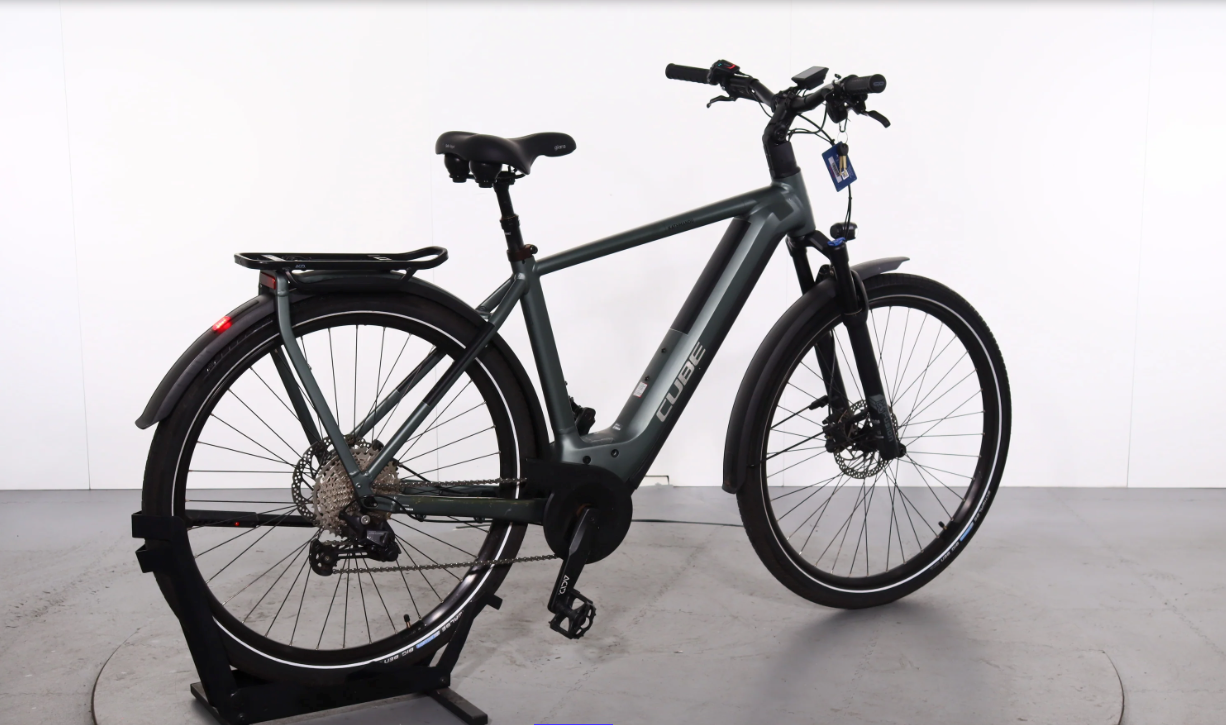 Cube Kathmandu Hybrid Pro    Año 2023 - Bicicleta Reacondicionada