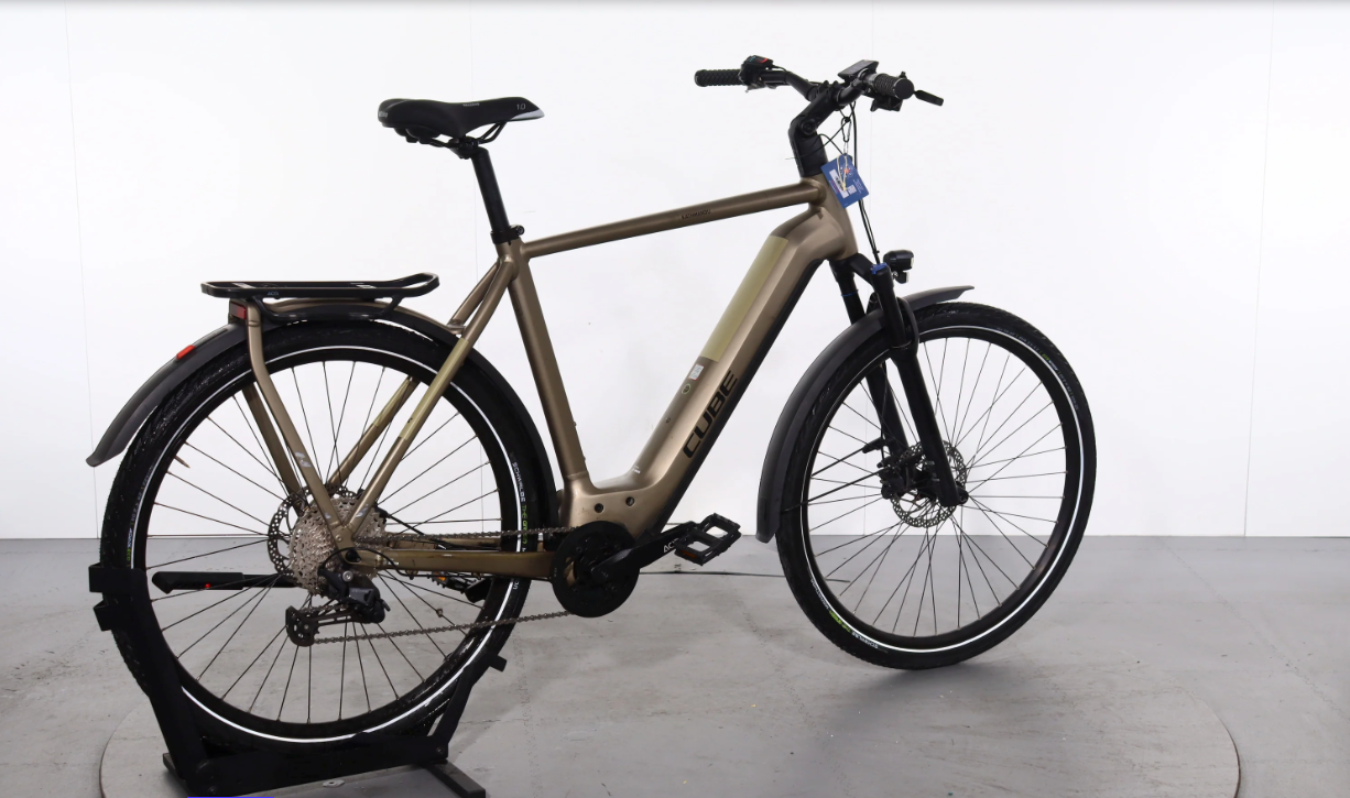 Cube Kathmandu Hybrid Pro    Año 2023 - Bicicleta Reacondicionada