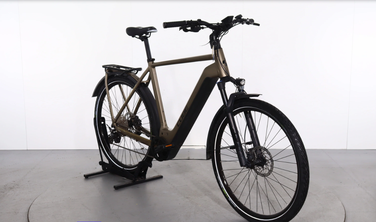 Cube Kathmandu Hybrid Pro    Año 2023 - Bicicleta Reacondicionada