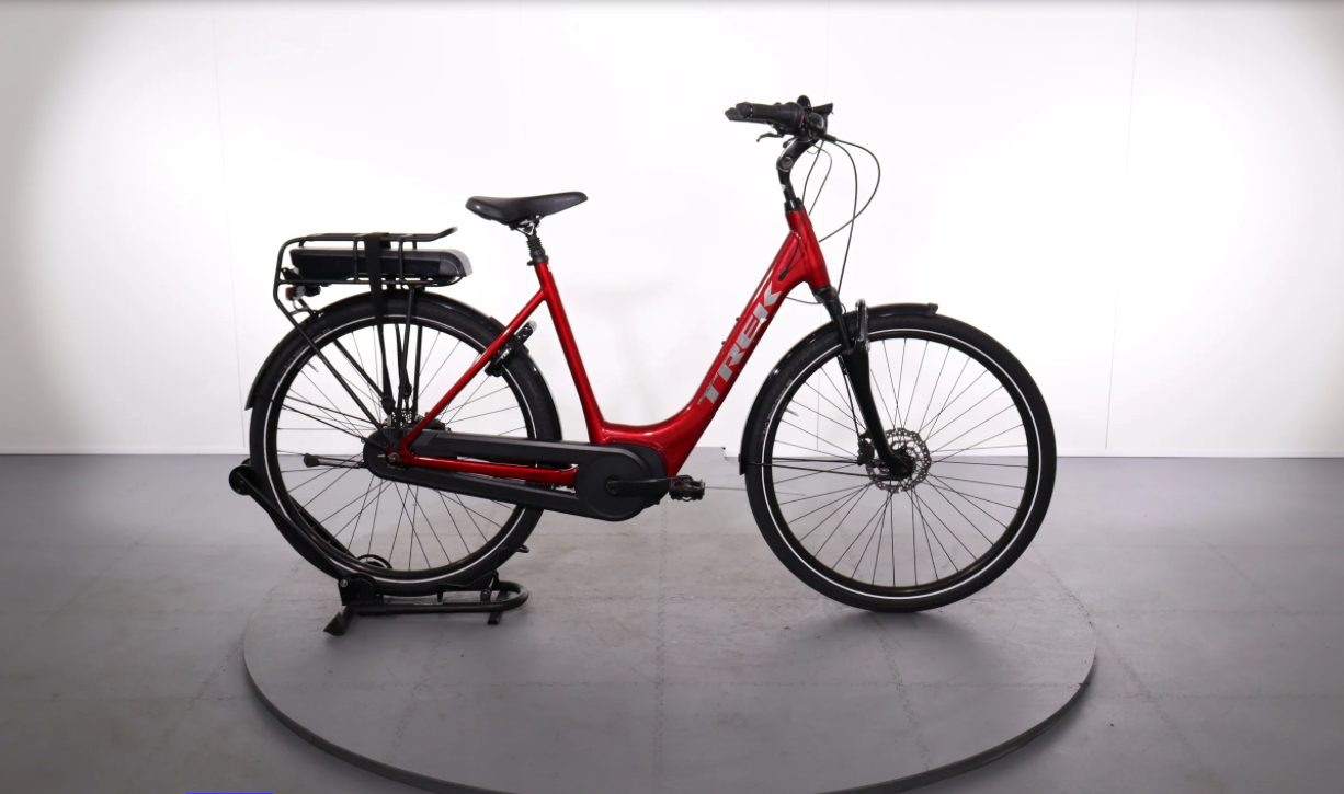 Trek district +4 Lowstep    Año 2023 - Bicicleta Reacondicionada