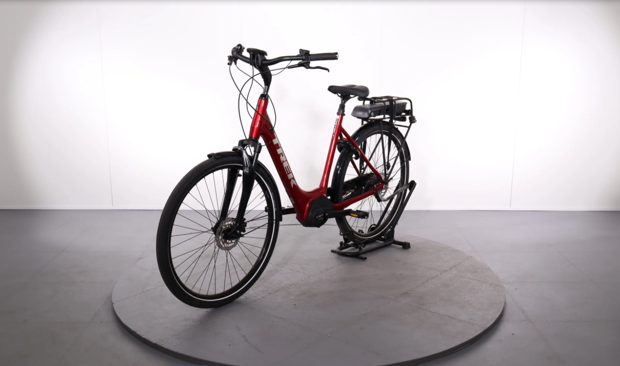 Trek district +4 Lowstep    Año 2023 - Bicicleta Reacondicionada