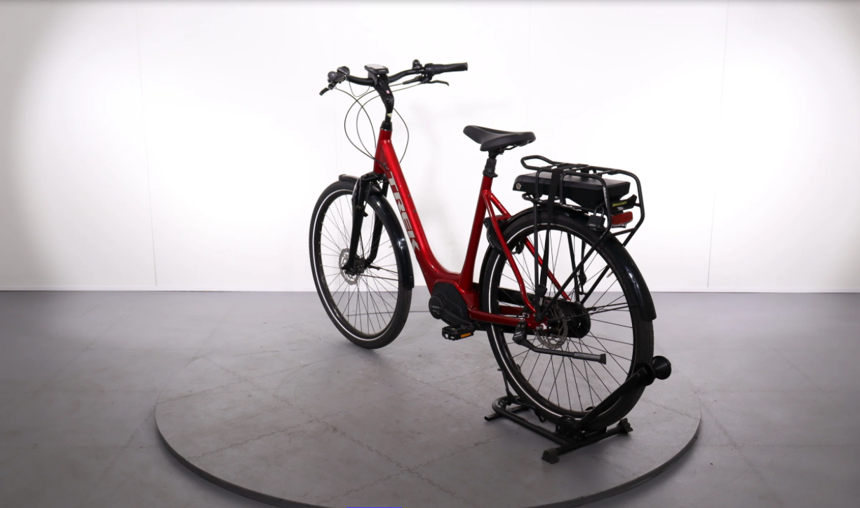 Trek district +4 Lowstep    Año 2023 - Bicicleta Reacondicionada