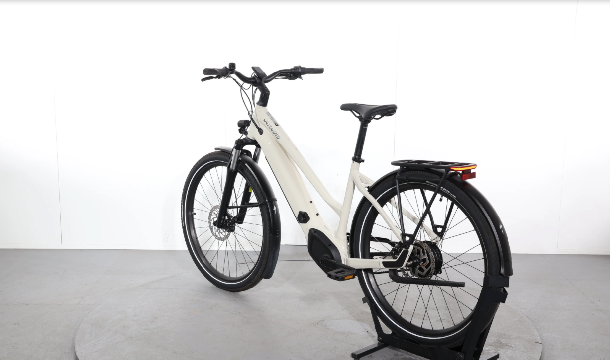 Specialized Turbo Vado 3.0 Igh Step-Through    Año 2023 - Bicicleta Reacondicionada