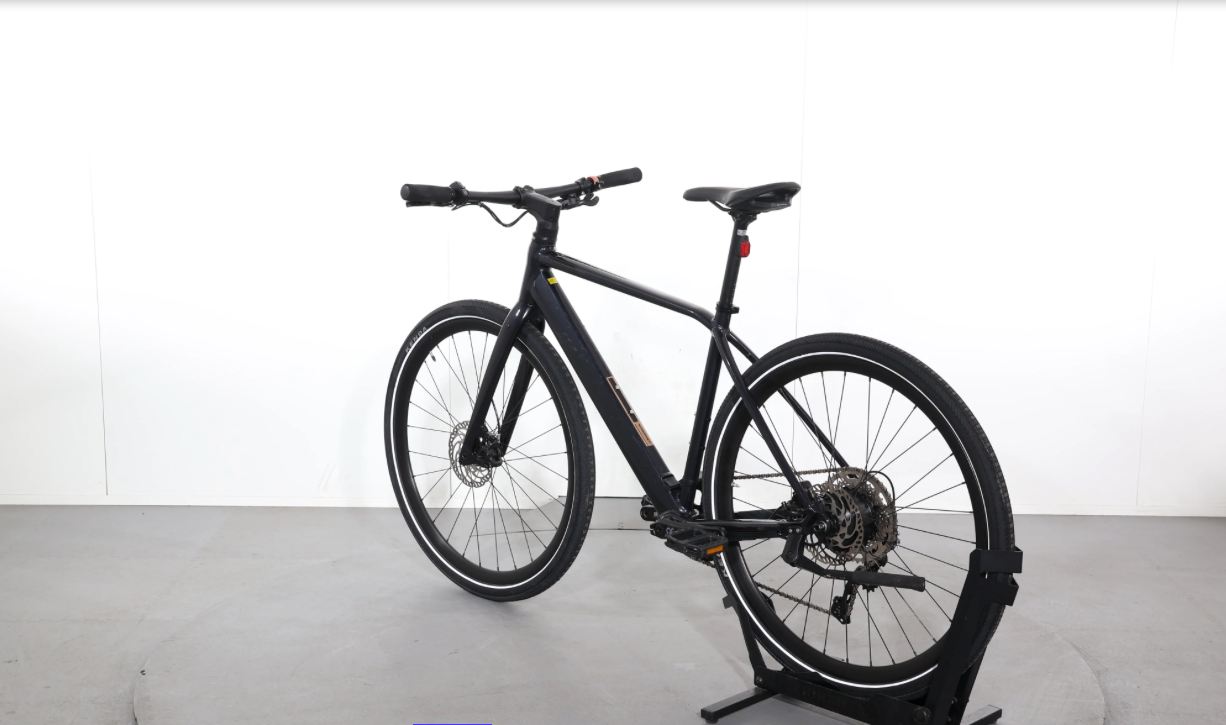 Orbea Vibe H30    Año 2023 - Bicicleta Reacondicionada