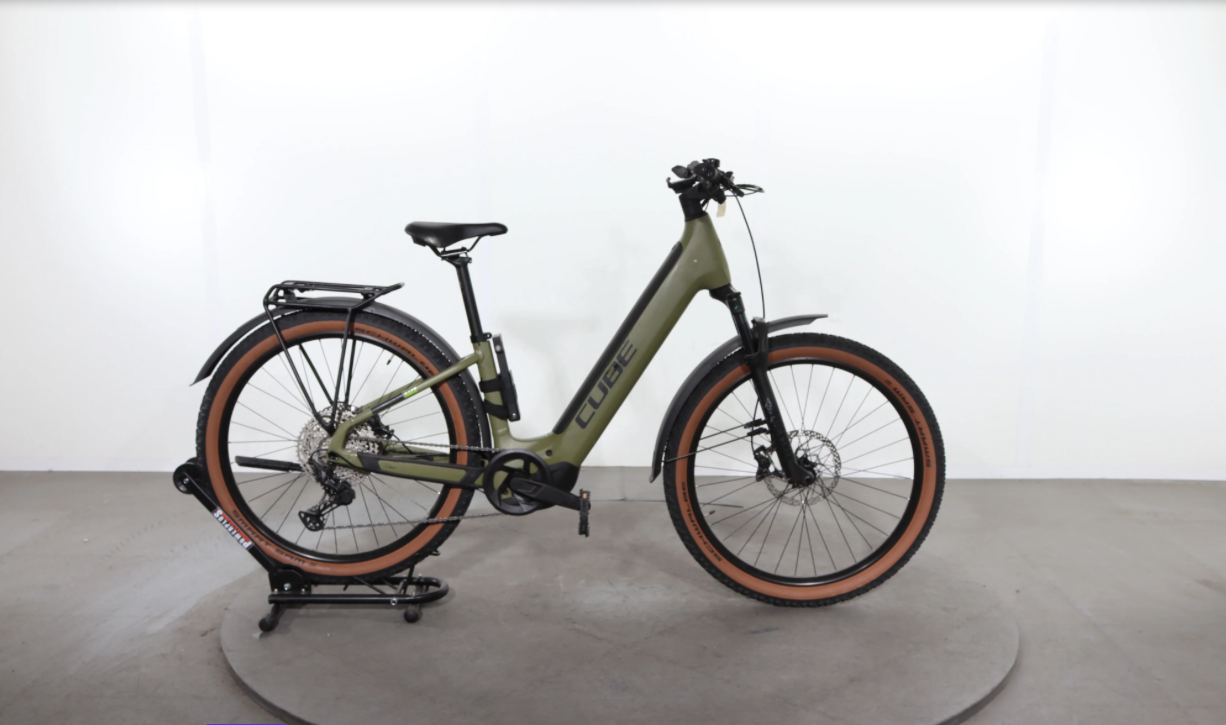 Cube Reaction Hybrid Race 750   Año 2024 - Bicicleta Reacondicionada