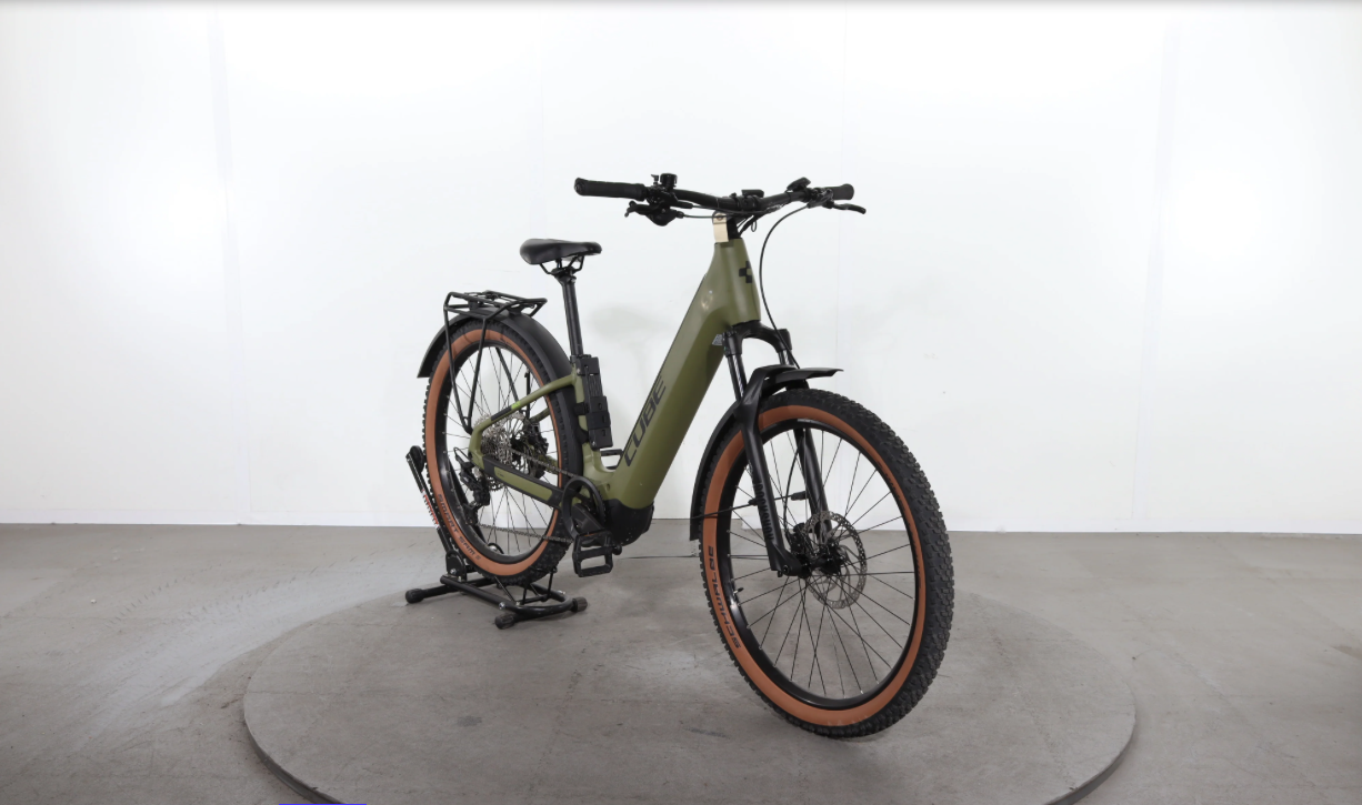 Cube Reaction Hybrid Race 750   Año 2024 - Bicicleta Reacondicionada