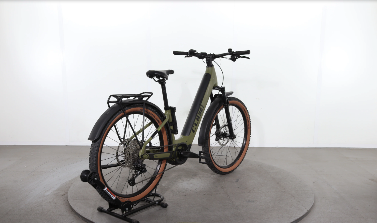 Cube Reaction Hybrid Race 750   Año 2024 - Bicicleta Reacondicionada