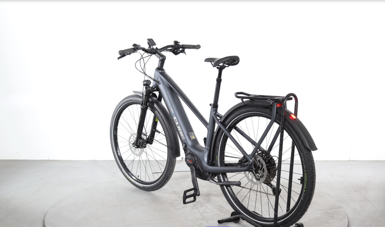 Cube Touring Hybrid Pro    Año 2024 - Bicicleta Reacondicionada