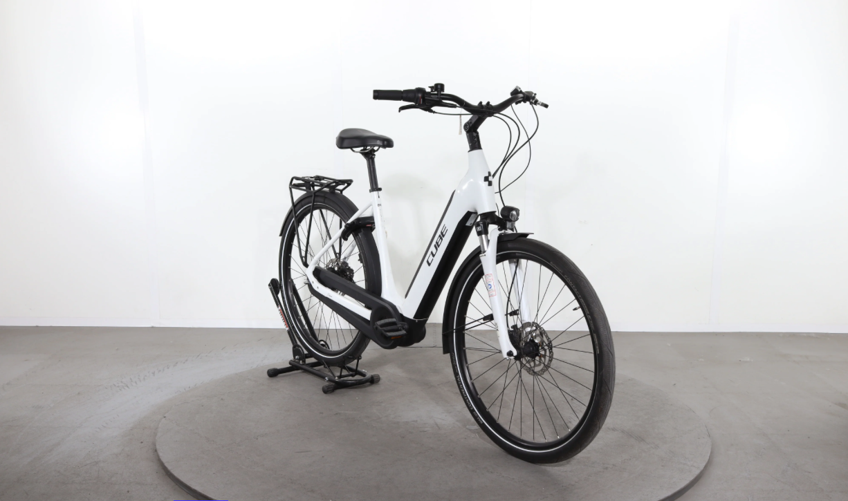 Cube Supreme Sport Hybrid One    Año 2024 - Bicicleta Reacondicionada