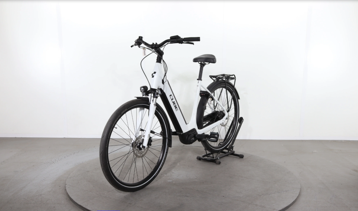 Cube Supreme Sport Hybrid One    Año 2024 - Bicicleta Reacondicionada