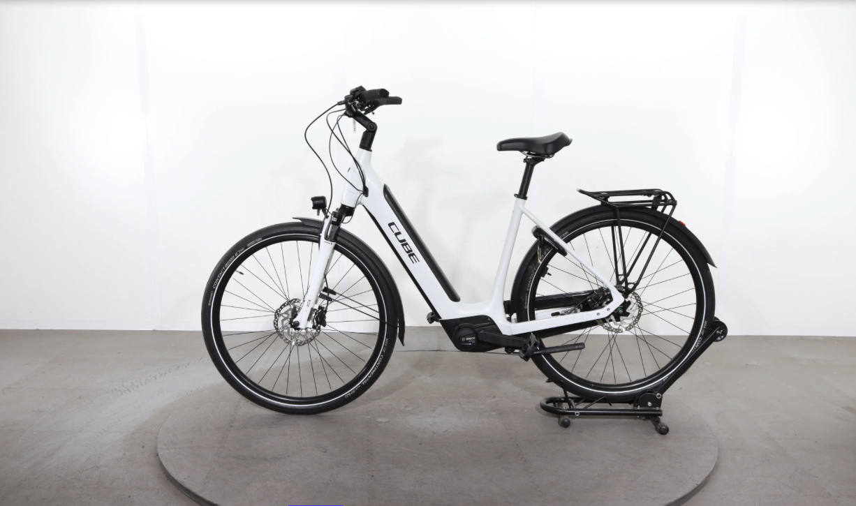 Cube Supreme Sport Hybrid One    Año 2024 - Bicicleta Reacondicionada