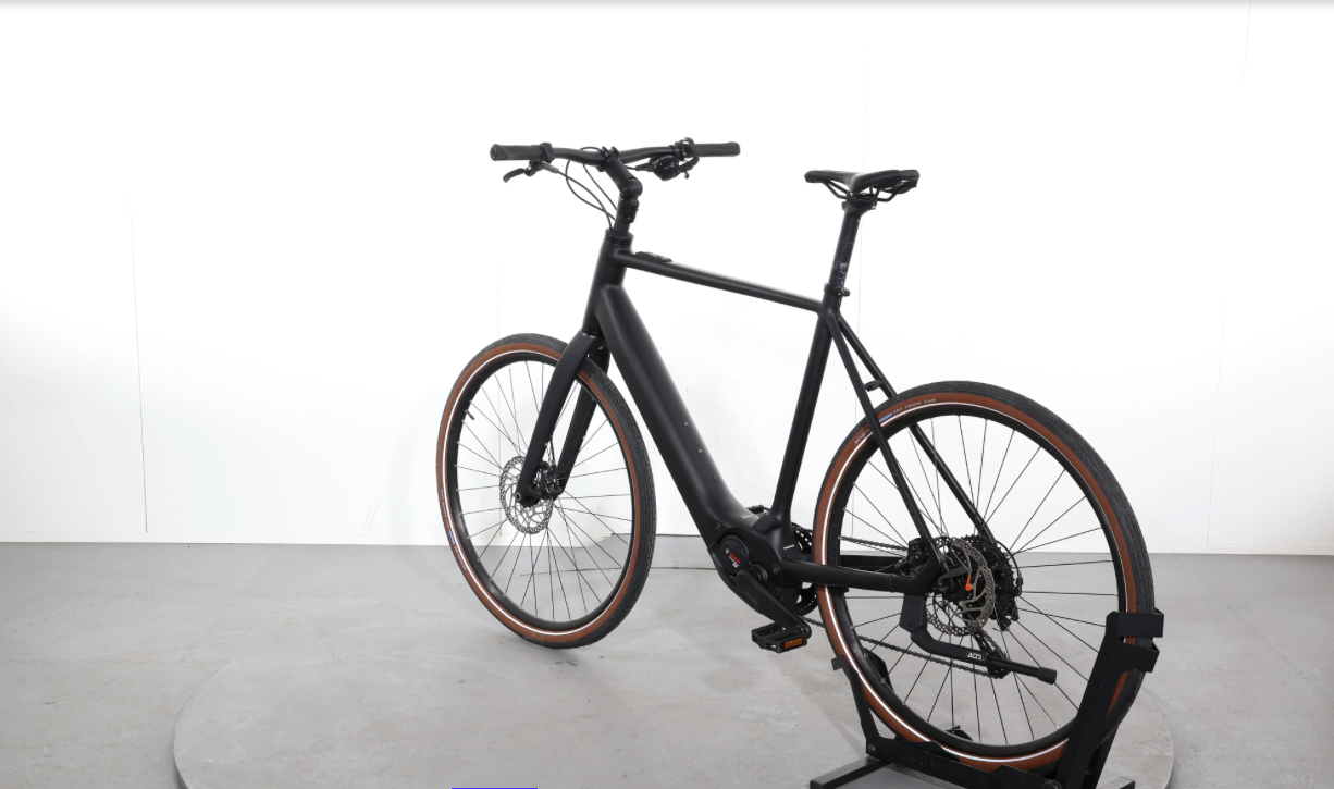 Cube Editor Hybrid Pro 400X    Año 2024 - Bicicleta Reacondicionada