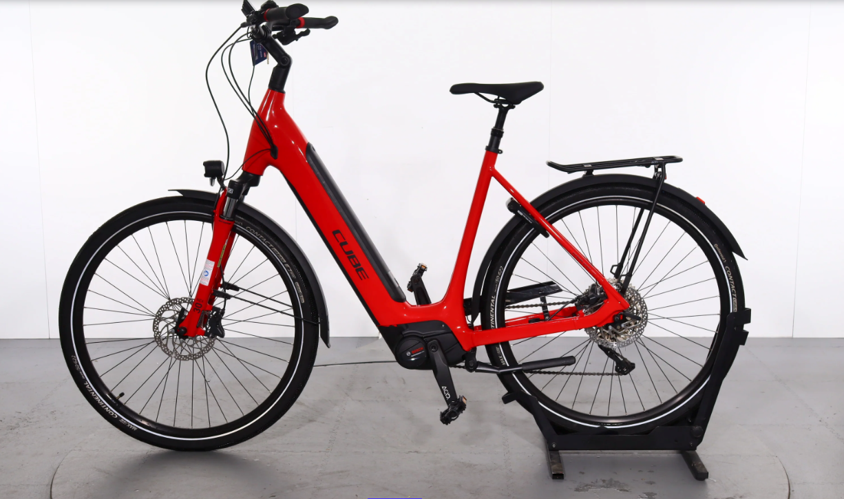 Cube Supreme Sport Hybrid Pro    Año 2024 - Bicicleta Reacondicionada