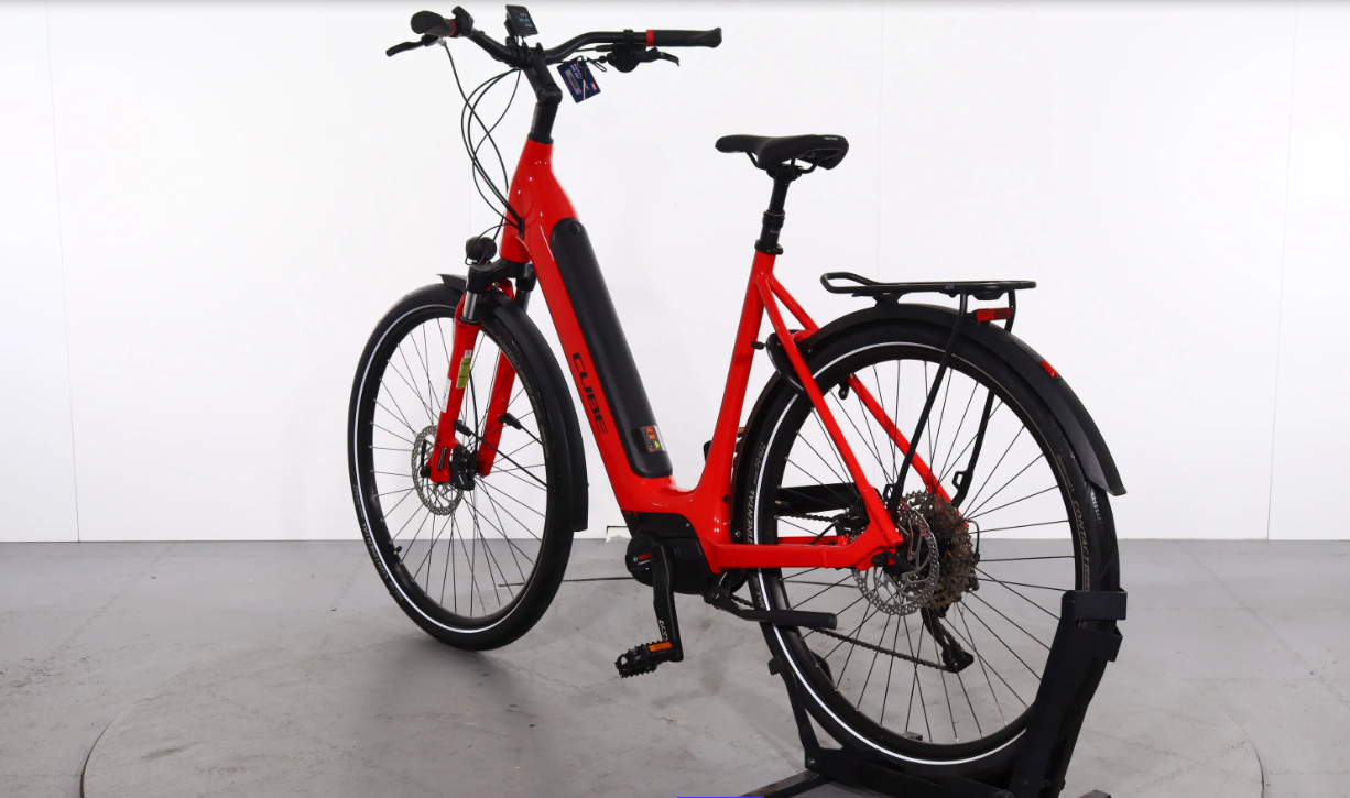 Cube Supreme Sport Hybrid Pro    Año 2024 - Bicicleta Reacondicionada