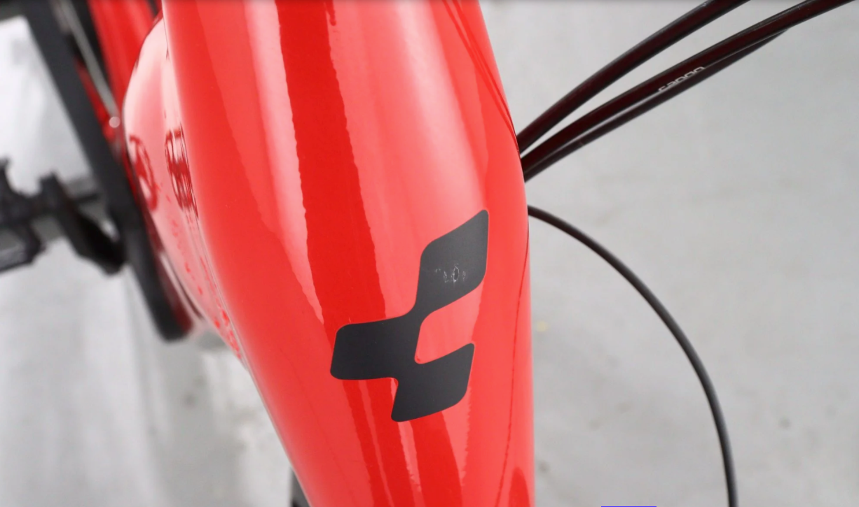 Cube Supreme Sport Hybrid Pro    Año 2024 - Bicicleta Reacondicionada