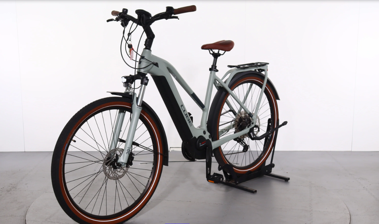 Cube Touring Hybrid Pro    Año 2022 - Bicicleta Reacondicionada