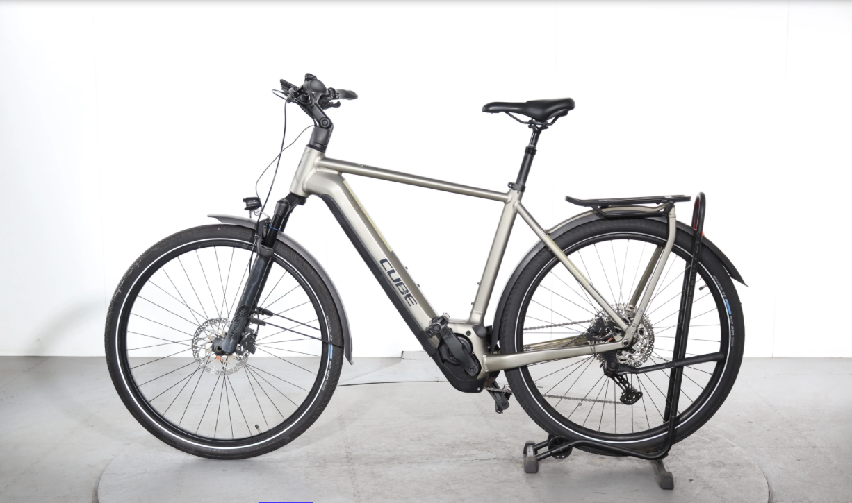 Cube Kathmandu Hybrid Pro   Año 2022 - Bicicleta Reacondicionada