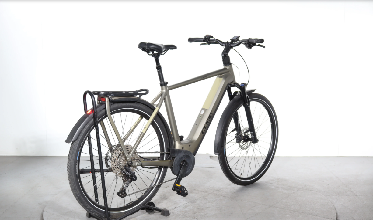 Cube Kathmandu Hybrid Pro   Año 2022 - Bicicleta Reacondicionada